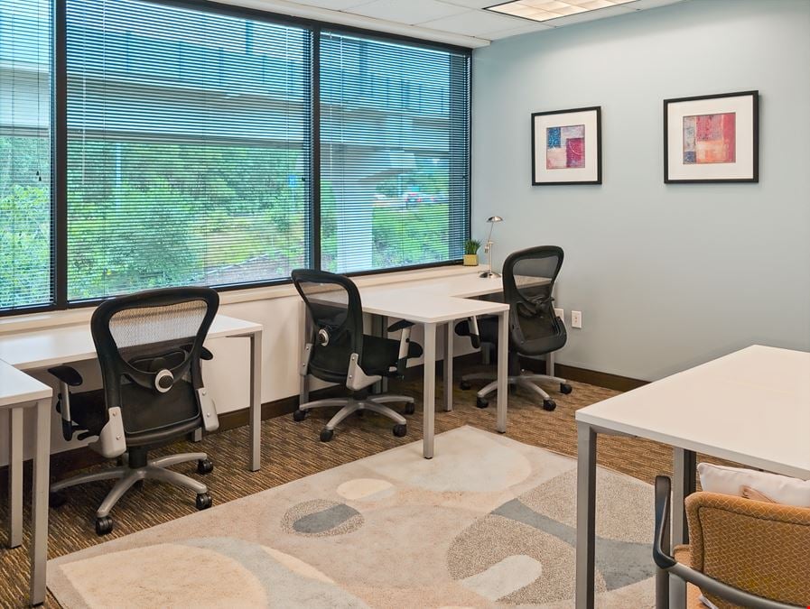 WA, Mountlake Terrace - Redstone Corporate Center