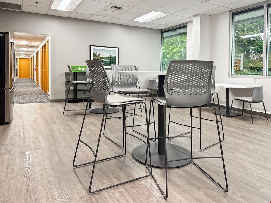 WA, Bellevue - SE 32nd