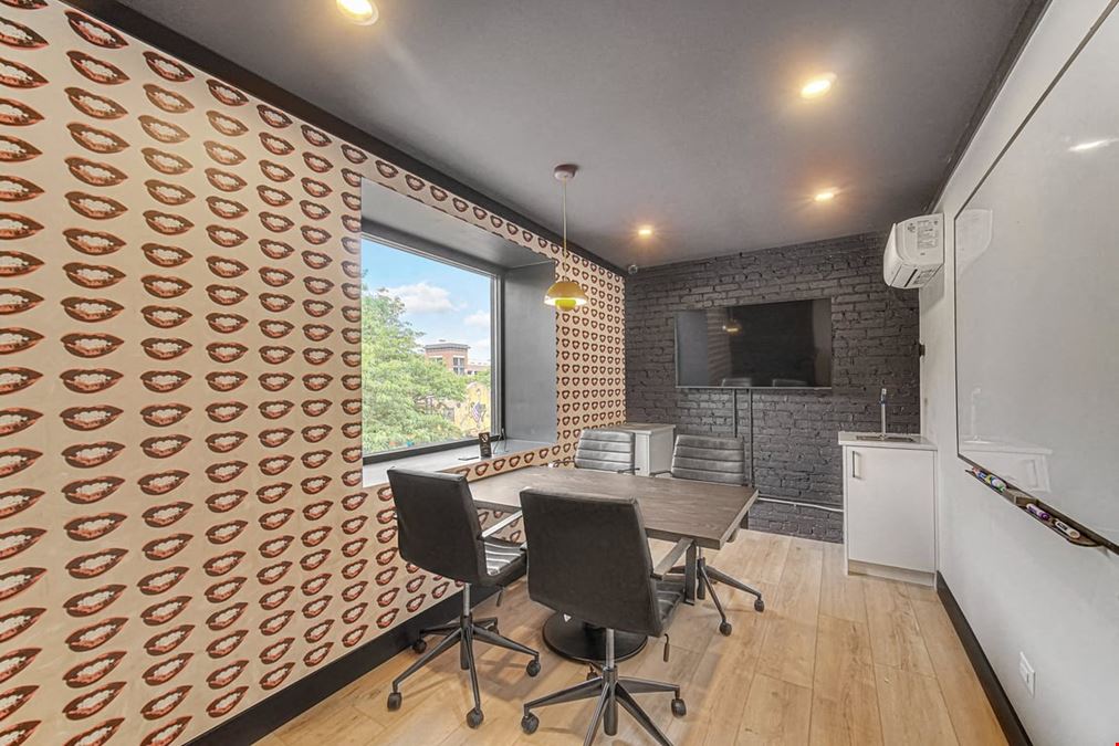 Huddle Room