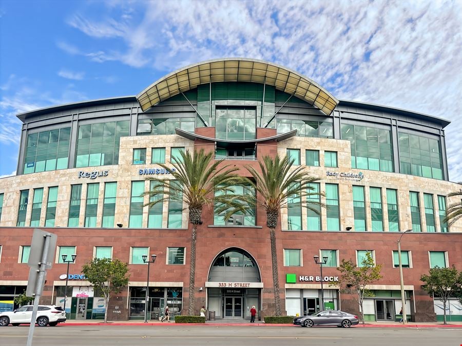 CA, Chula Vista - Gateway Chula Vista