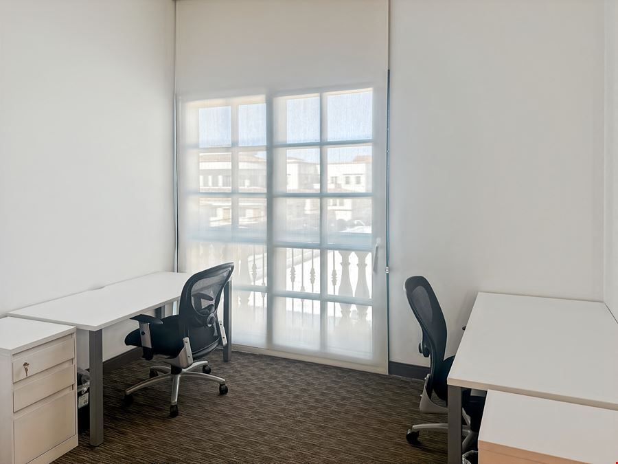 Regus - Las Vegas – Tivoli Village