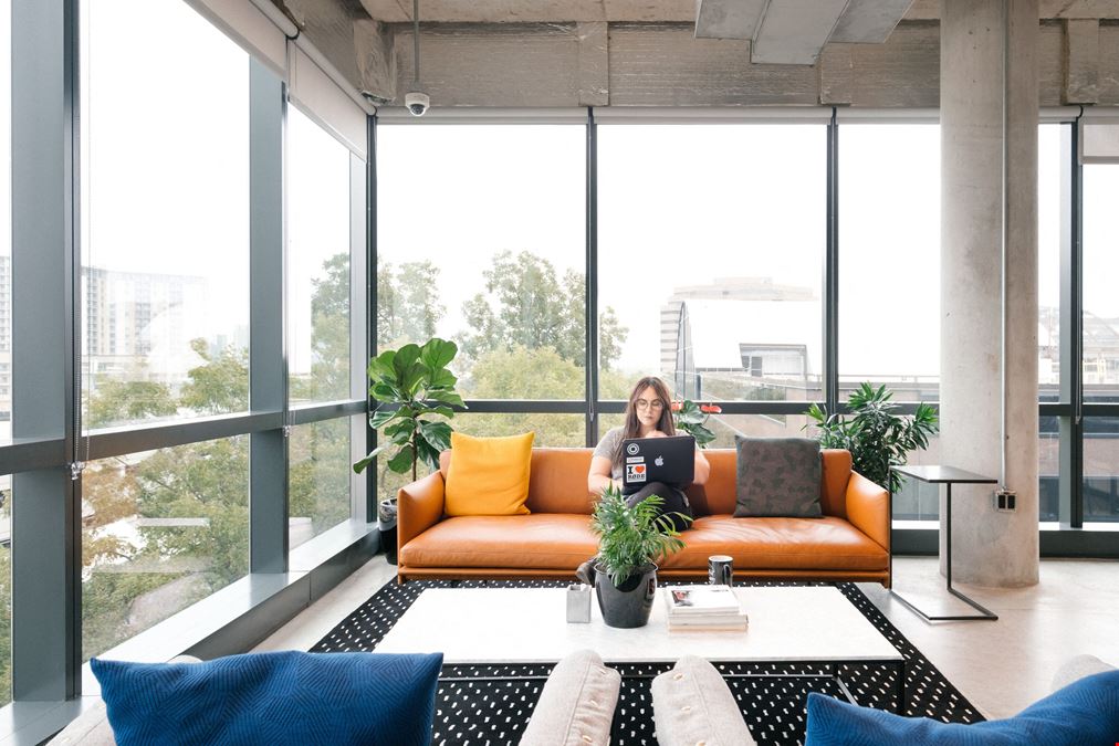 801 Barton Springs Rd