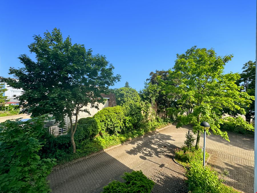 Regus - Röslerstraße