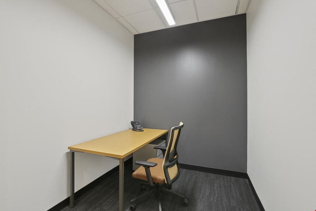 1 Person Day Office