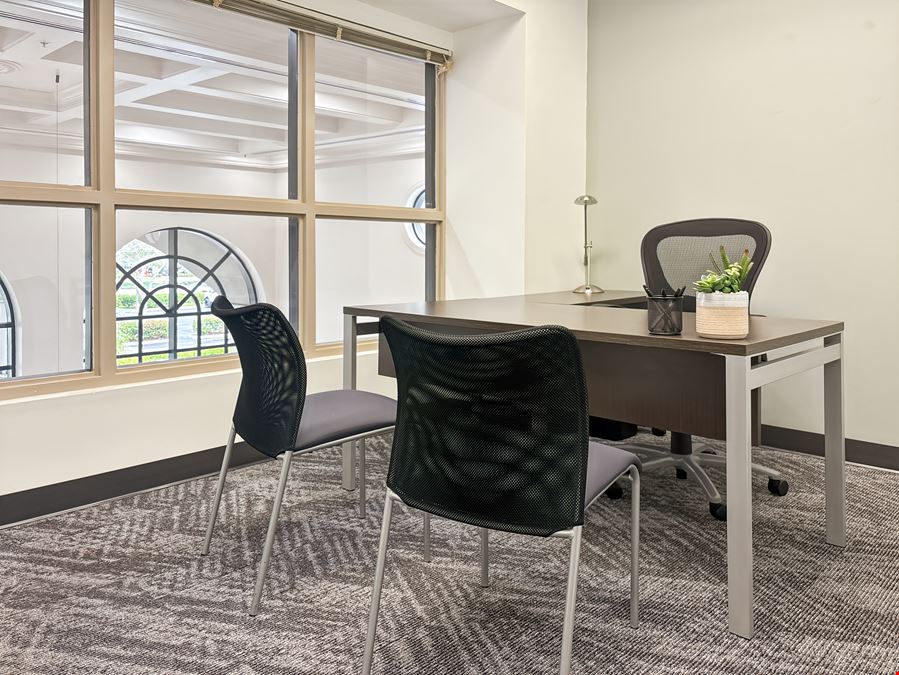 Regus - Naples - Tamiami Trail