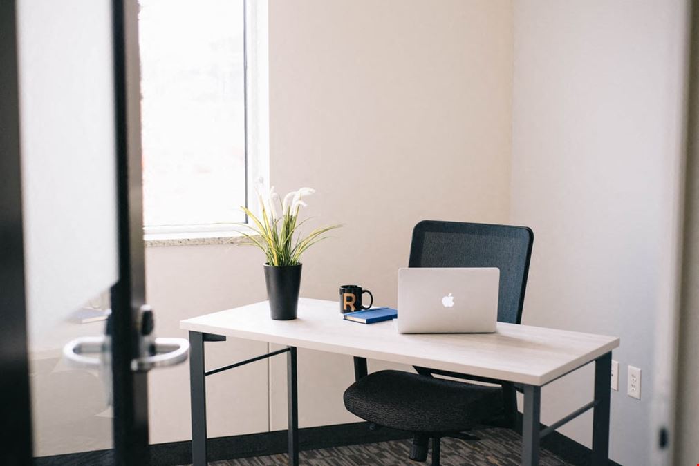 Woodbury Private Office Space