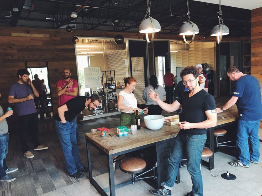 Common Desk - Anderson Lane