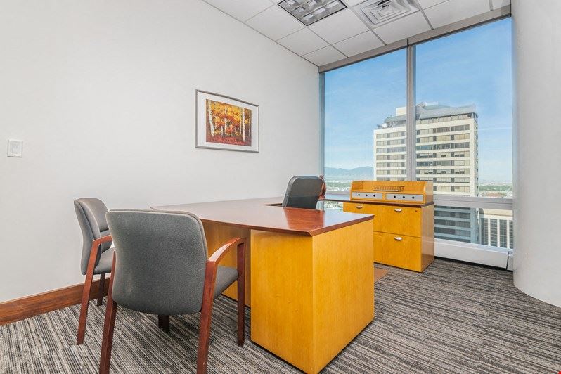 Avanti Workspace (Wells Fargo Center)