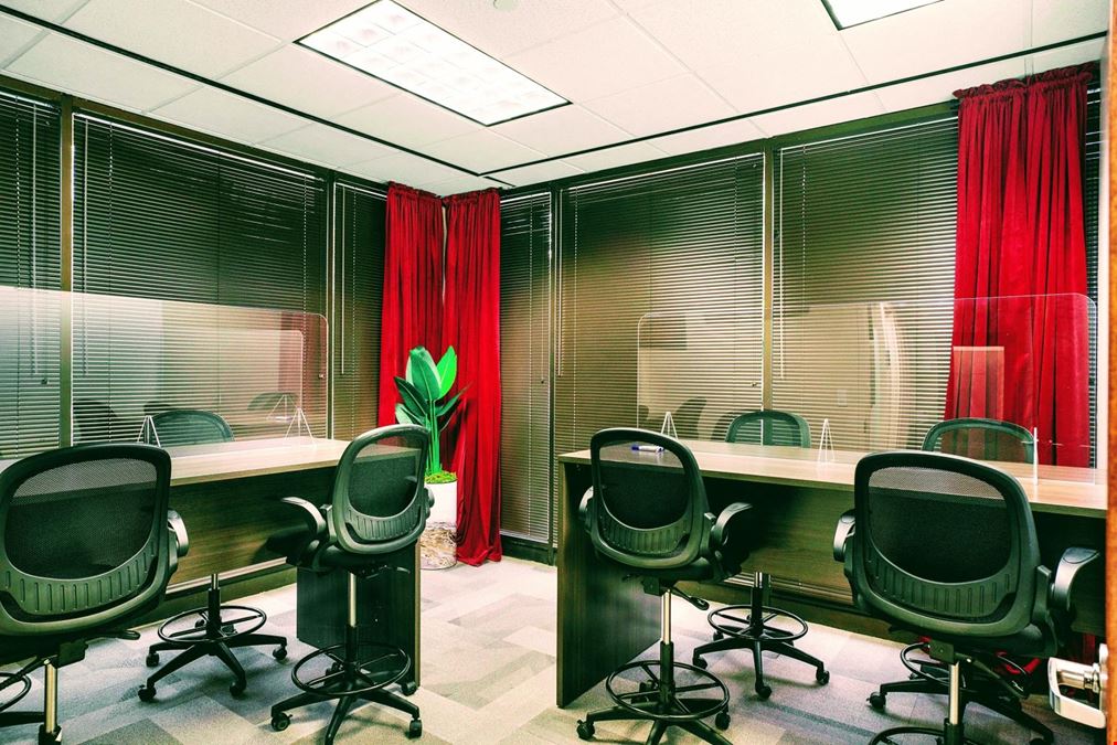 Flex Desk or Office Within Elite Business Center for Entrepreneurs and Hybrid Companies