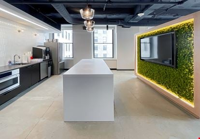 Spaces - Philadelphia - 123 S Broad St