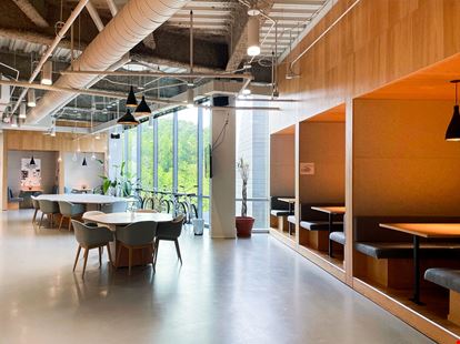 NC, Raleigh - Spaces Crabtree Terrace