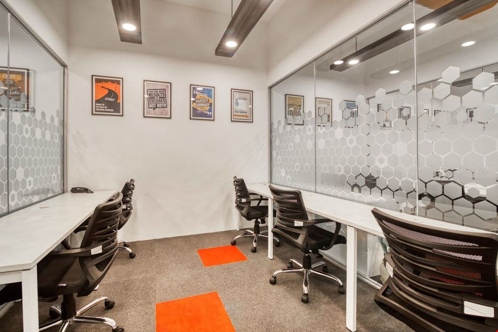 Truworx - Golf Course Rd