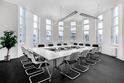 Regus - Tukwila - 6720 Fort Dent Way