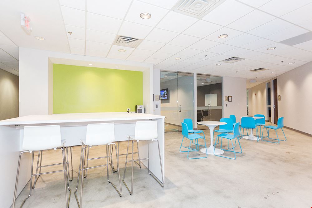 1995 North Park Place