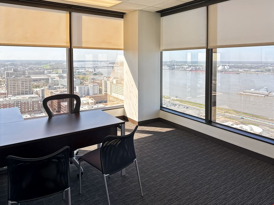 LA, Baton Rouge - Downtown - One American Place