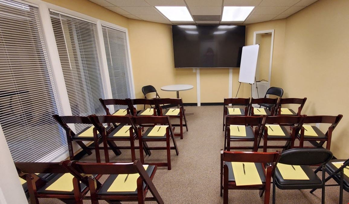 Private Conference & Seminar Room for 15 – Room #204 | Executive Space for High-Impact Meetings