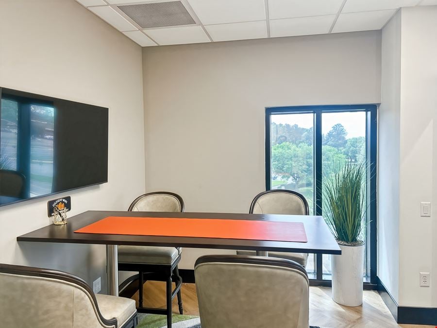 Regus - Crestview - Industrial Drive