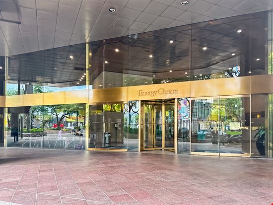 LA, New Orleans - Energy Centre Building