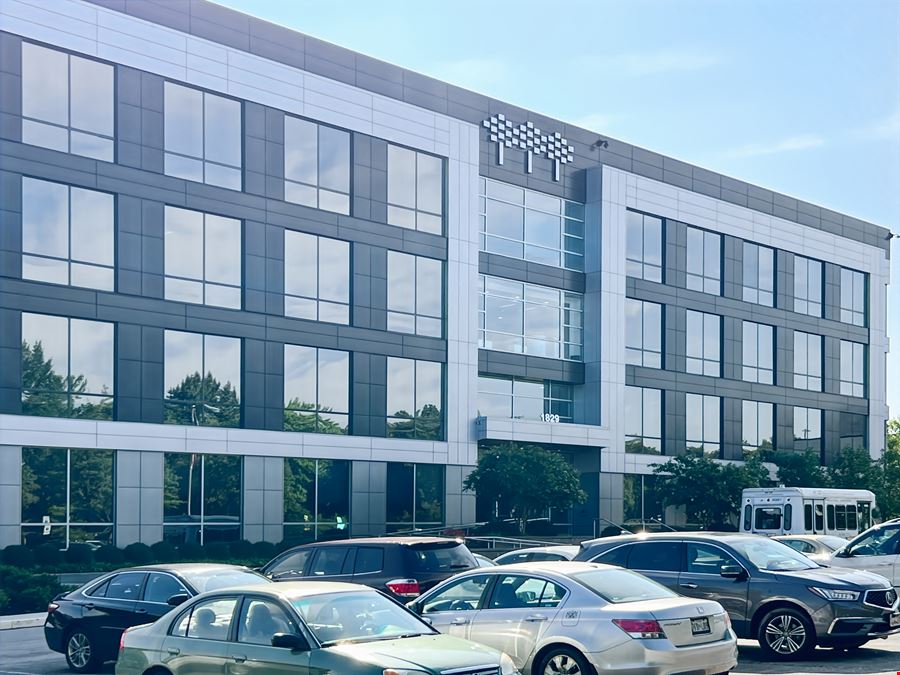 MD, Pikesville - Woodholme Center