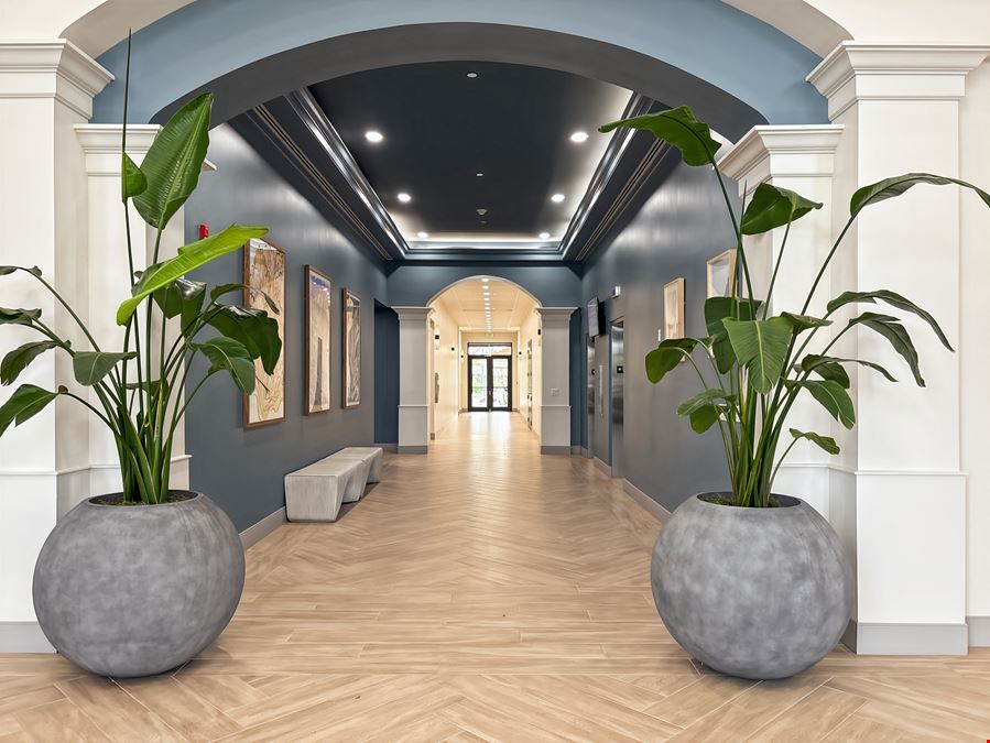 Regus - Naples - Tamiami Trail