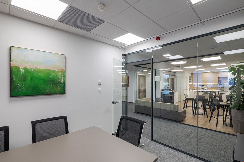 House Of Business - Budapest, MOM Park