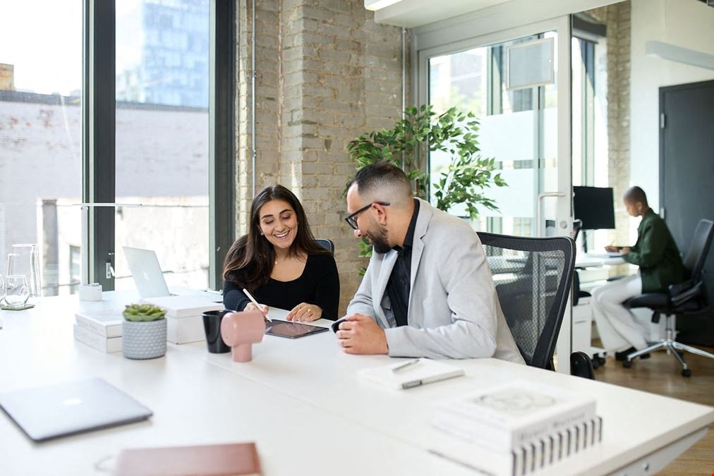 iQ Offices – 545 King Street West