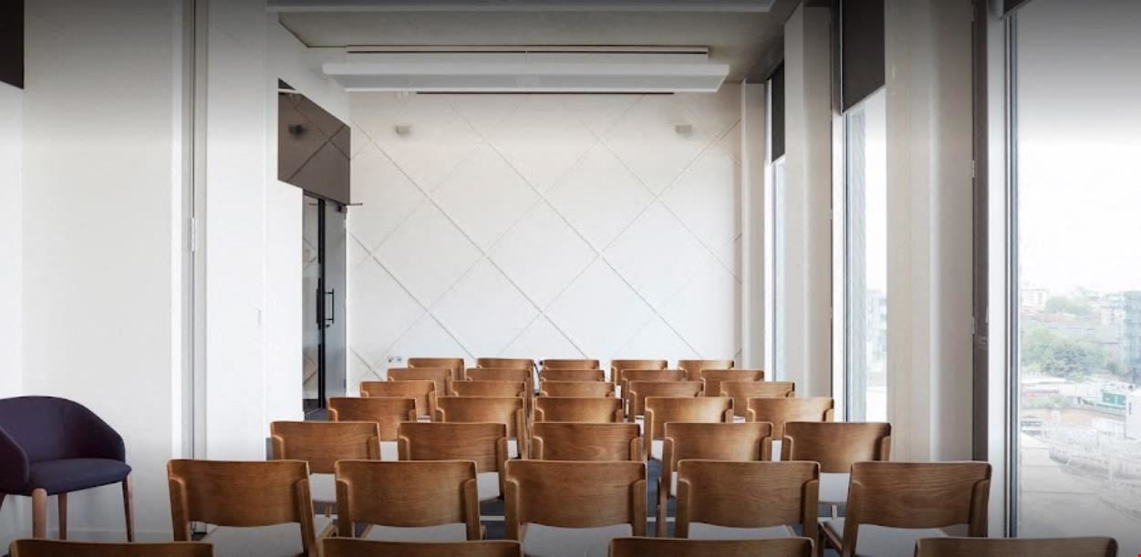 Fora - The Gridiron Building