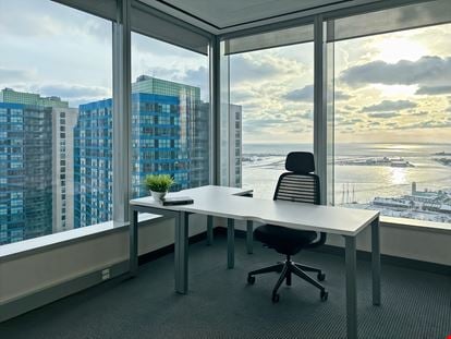 Preview of Regus - Toronto - Waterpark Place Office space for Rent in Toronto