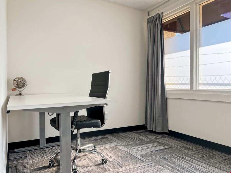 AZ, Phoenix - N 12th St