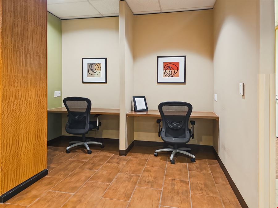 Regus - San Antonio - One Riverwalk Place