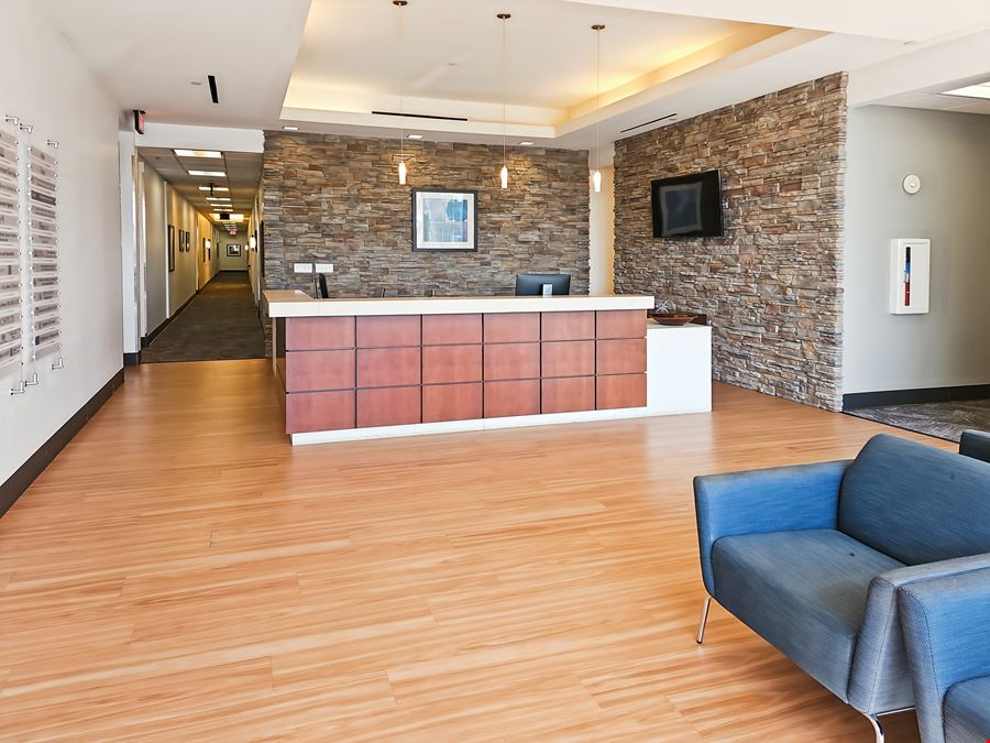 TX, Cedar Hill - Uptown Village