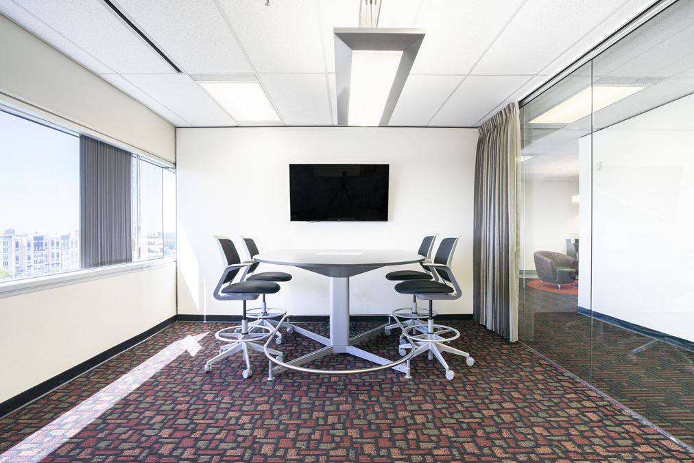 Regus - Dallas - Quorum