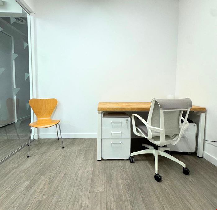 Dedicated Desk Loft Office