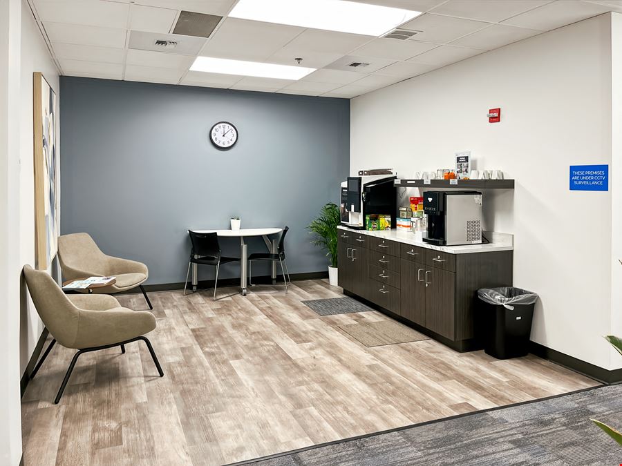 WA, Bellevue - NE 4th St