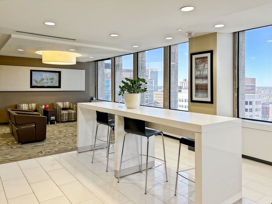 Regus - St Louis - Clayton Pierre Laclede