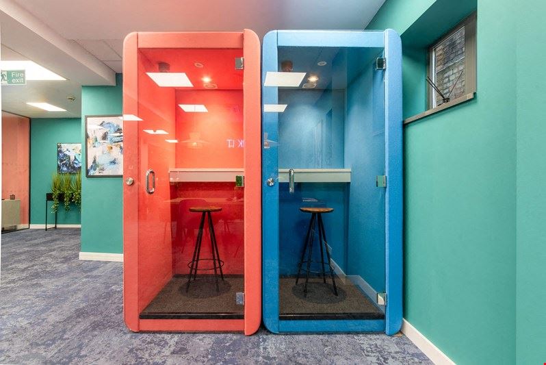 London - Longcroft House