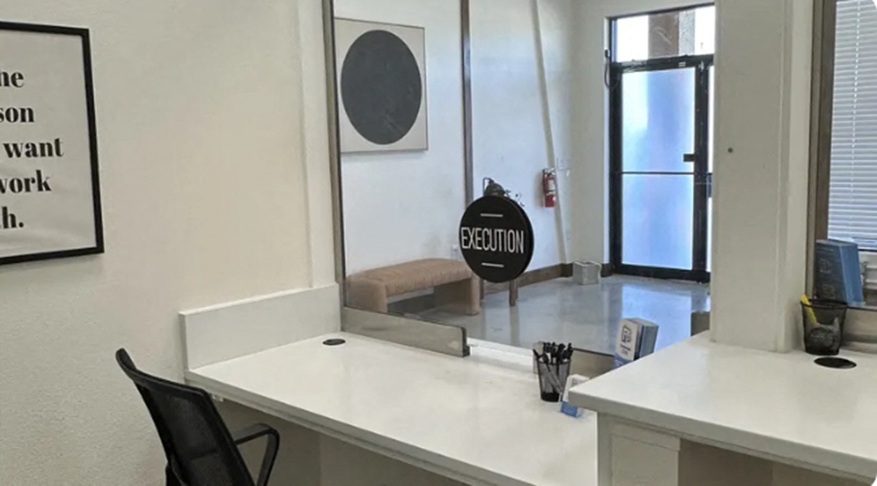 Dedicated Desk