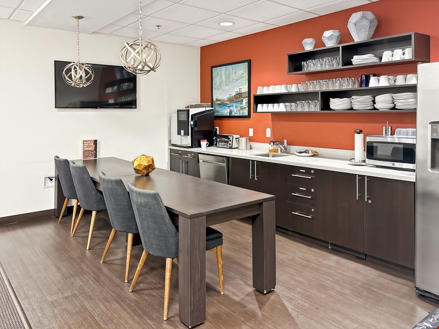 WA, Vancouver - 1220 Main Place