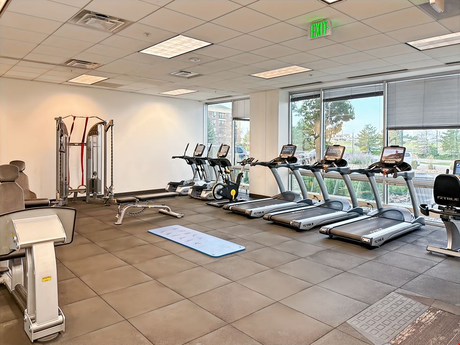 CO, Englewood - The Point at Inverness