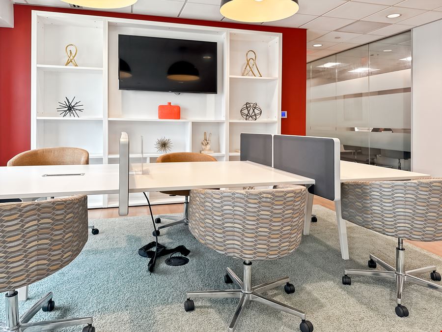 LA, New Orleans - Place St. Charles