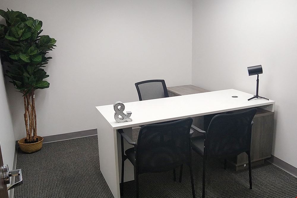 Workstyle Flexible Spaces - 2000 Crawford St