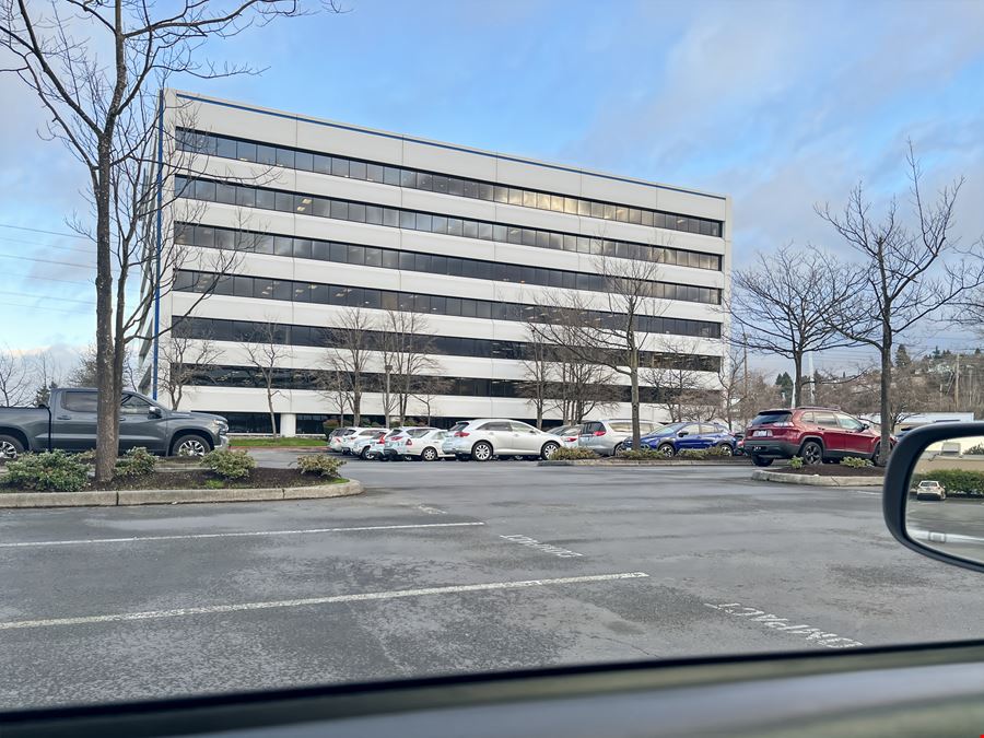 WA, Renton - Triton Towers Three