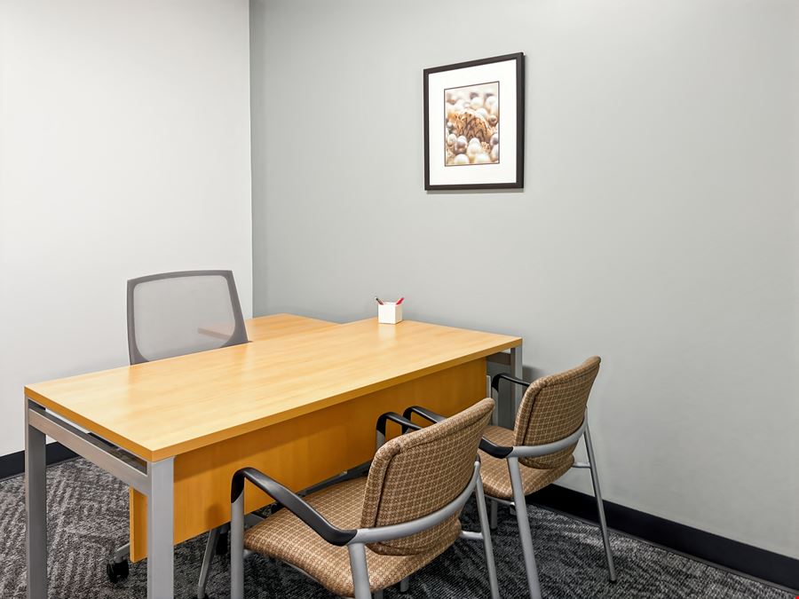 MD, Pikesville - Woodholme Center