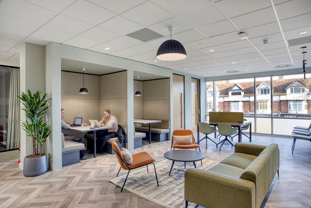 Regus - Walton-On-Thames Ashley Park House