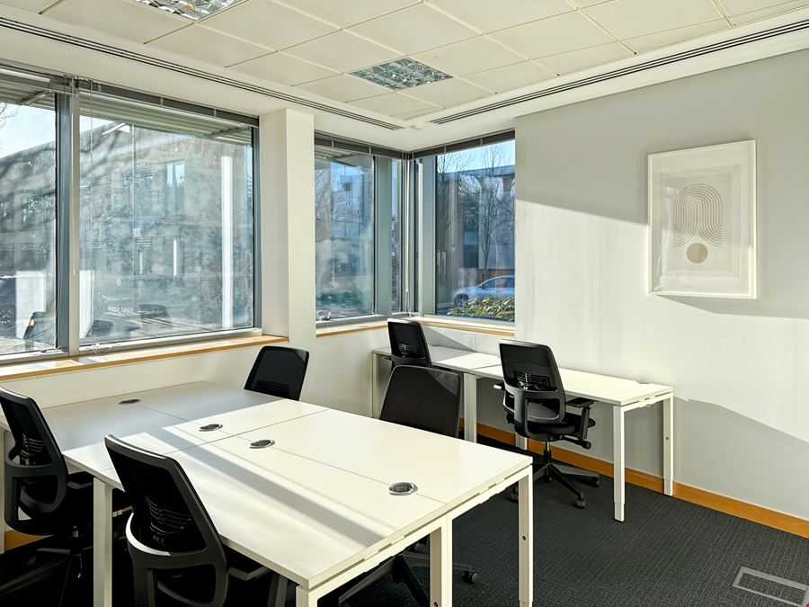 Regus - Cambourne