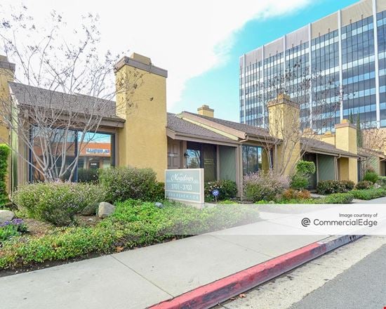 Preview of 3701-3703 Long Beach Boulevard Office space for Rent in Long Beach