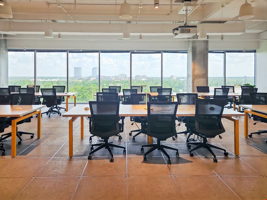 TX, The Woodlands - 1725 Hughes Landing Blvd.