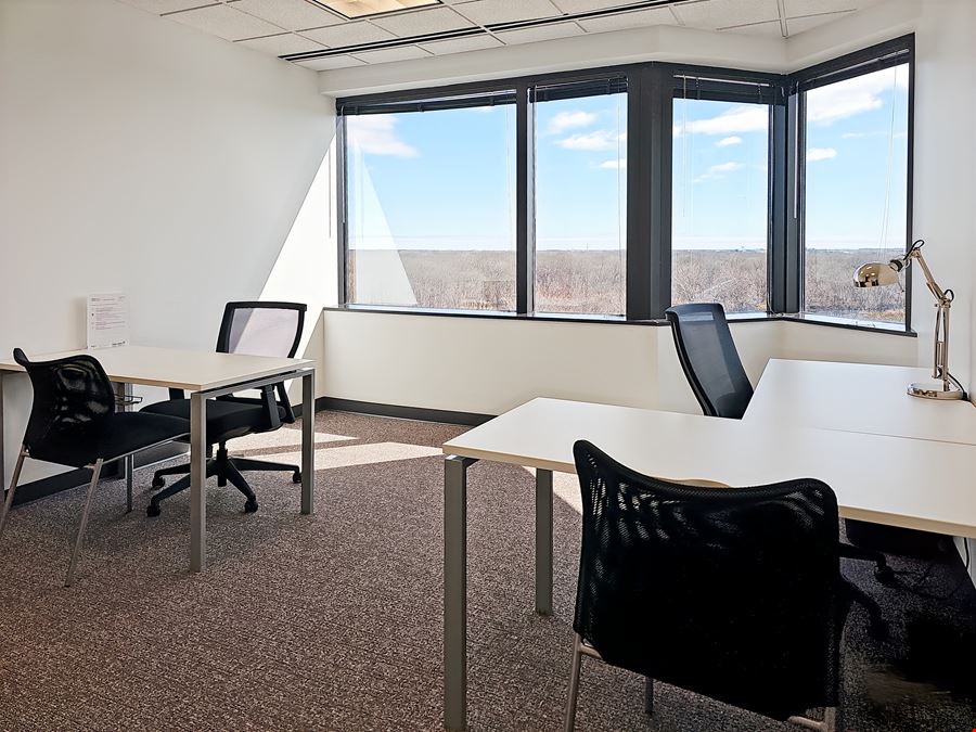 IL, Buffalo Grove - E Lake Cook Rd