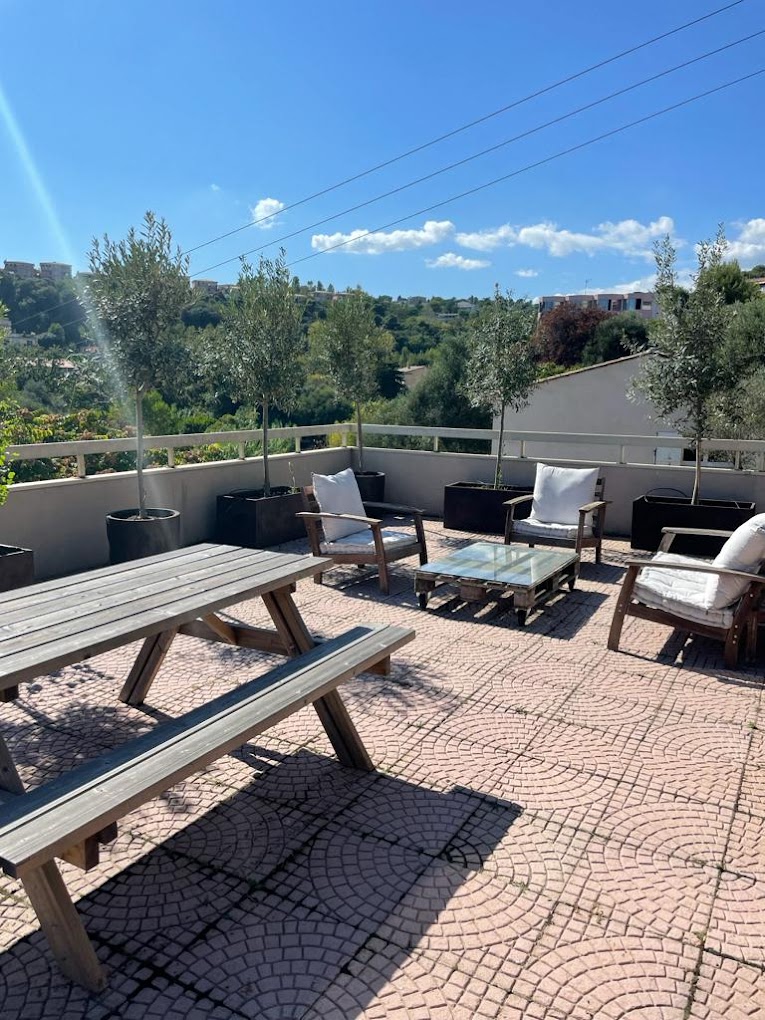 Coolwork - 287 Avenue Bel Air