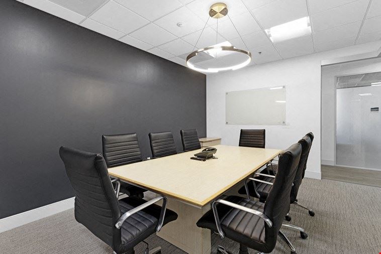 8 Person Meeting Room